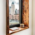 48-4Fe 2Br Prime Midtown West